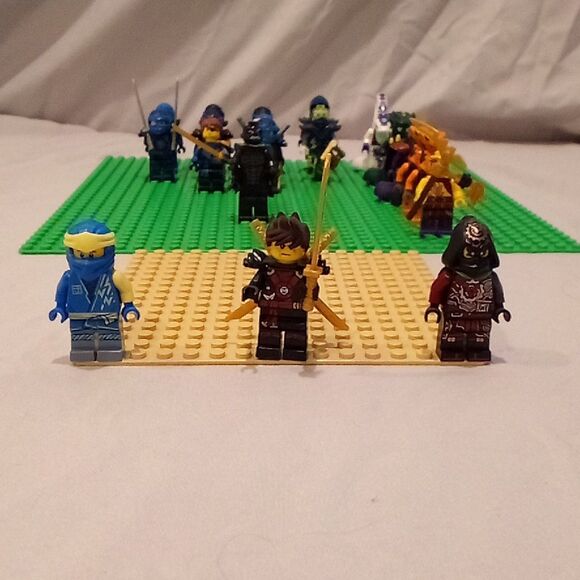LEGO Minifigure Ninjago Lot 26 Pcs Pythor Garamadon Sensi Wu - Picture 4 of 10